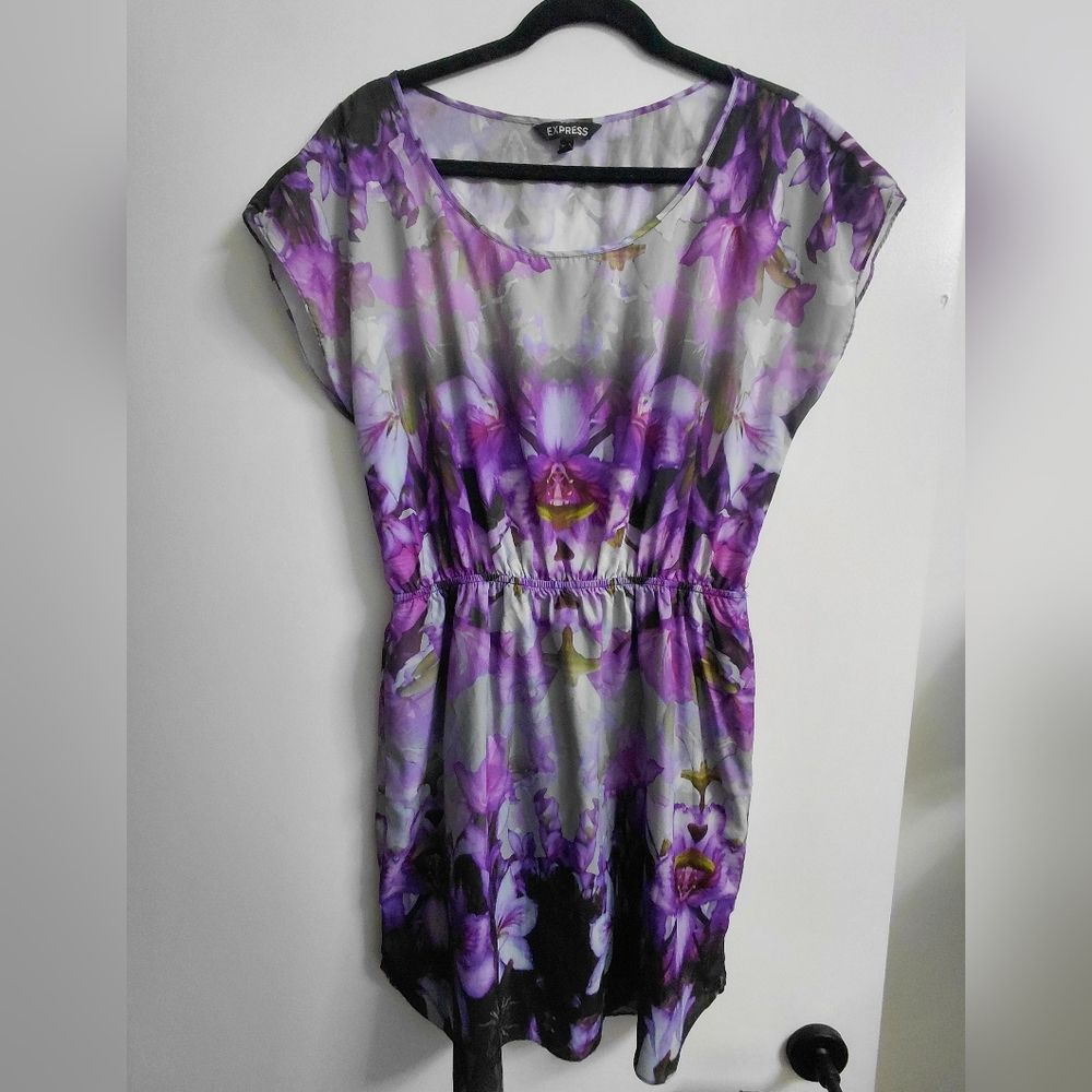 Express Purple Floral Tunic Top Size Large